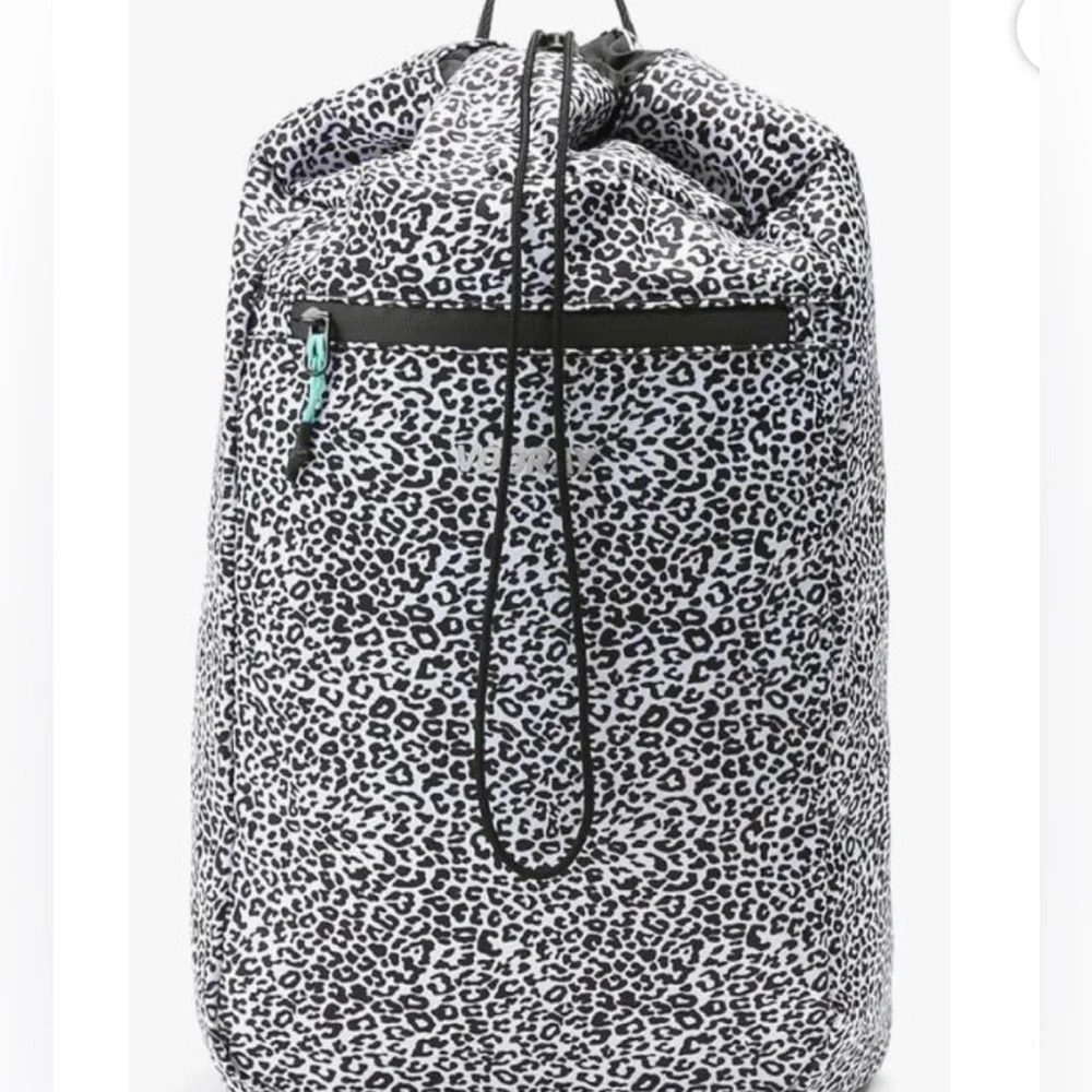 Vooray Stride Cinch Backpack Unisex New!
